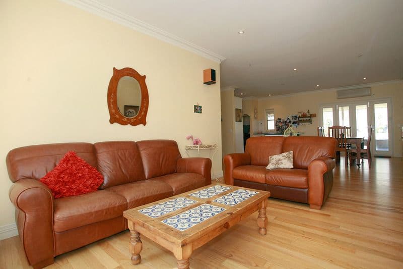 2 Brown Thornbill Court, LANGWARRIN VIC 3910, Langwarrin - Thumbnail 3