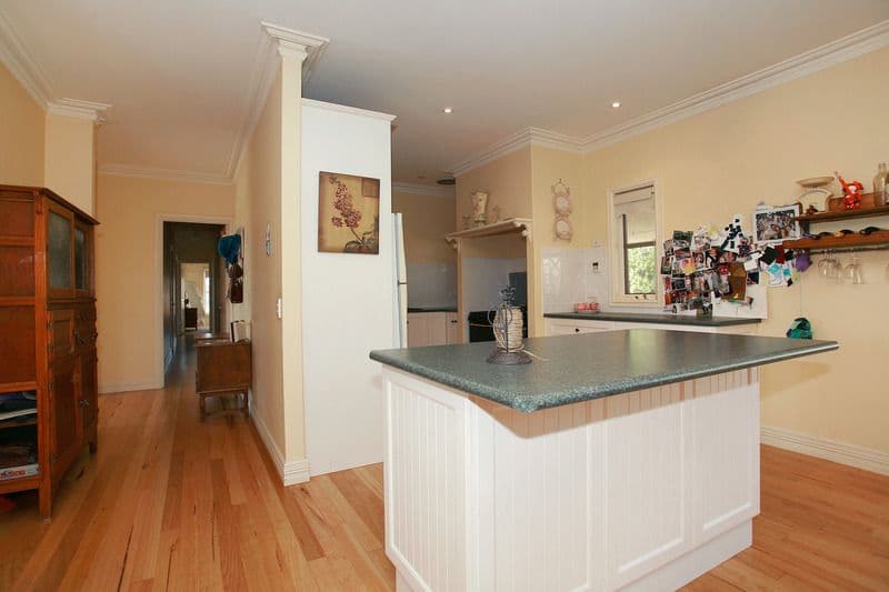 2 Brown Thornbill Court, LANGWARRIN VIC 3910, Langwarrin - Thumbnail 5
