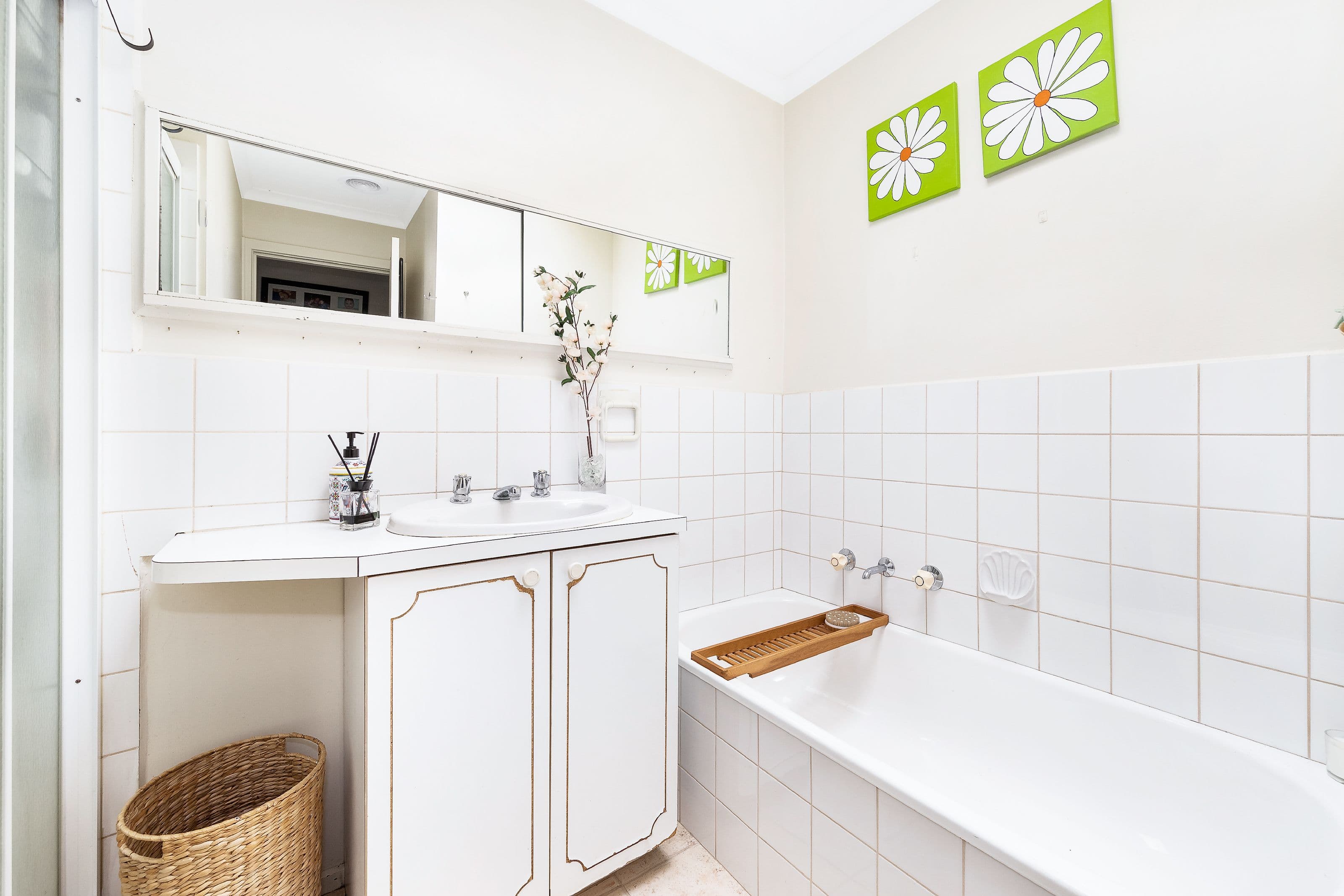 32 Capital Avenue, Glen Waverley VIC 3150, Glen Waverley - Thumbnail 6