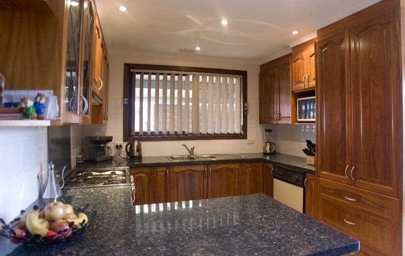 57 Glenelg Drive, CLAYTON SOUTH VIC 3169, Clayton South - Thumbnail 2