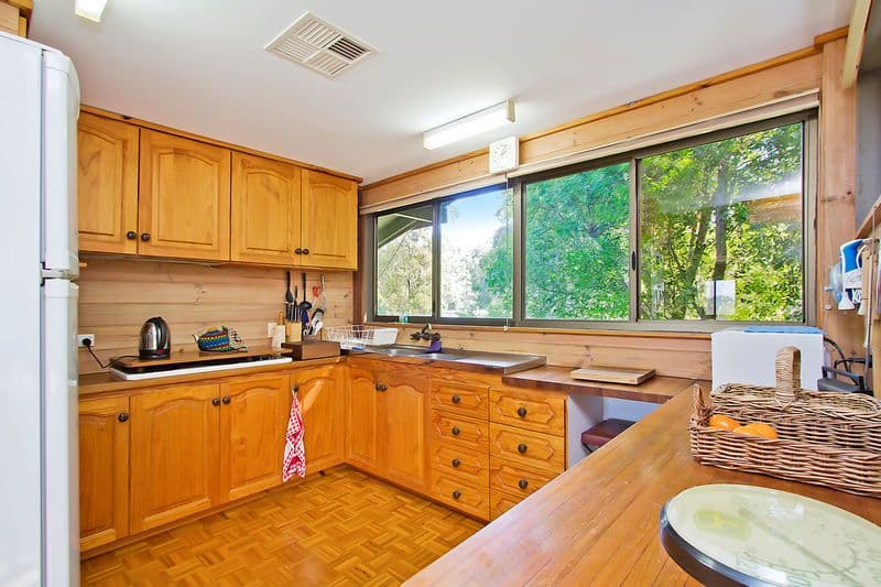16 Larentia Street, CURRUMBIN WATERS QLD 4223, Currumbin Waters - Thumbnail 3