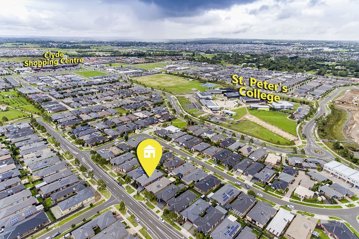 100 Selandra Boulevard, Clyde North VIC 3978, Clyde North - Thumbnail 4