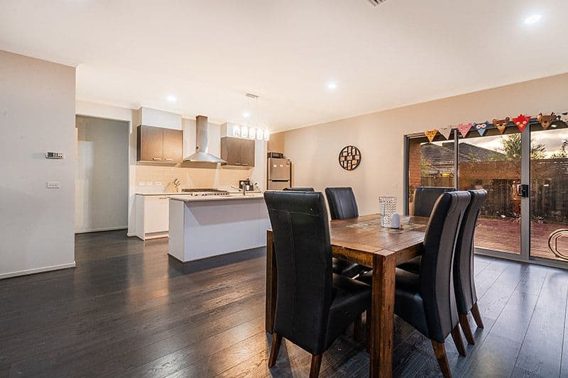 100 Selandra Boulevard, Clyde North VIC 3978, Clyde North - Thumbnail 6