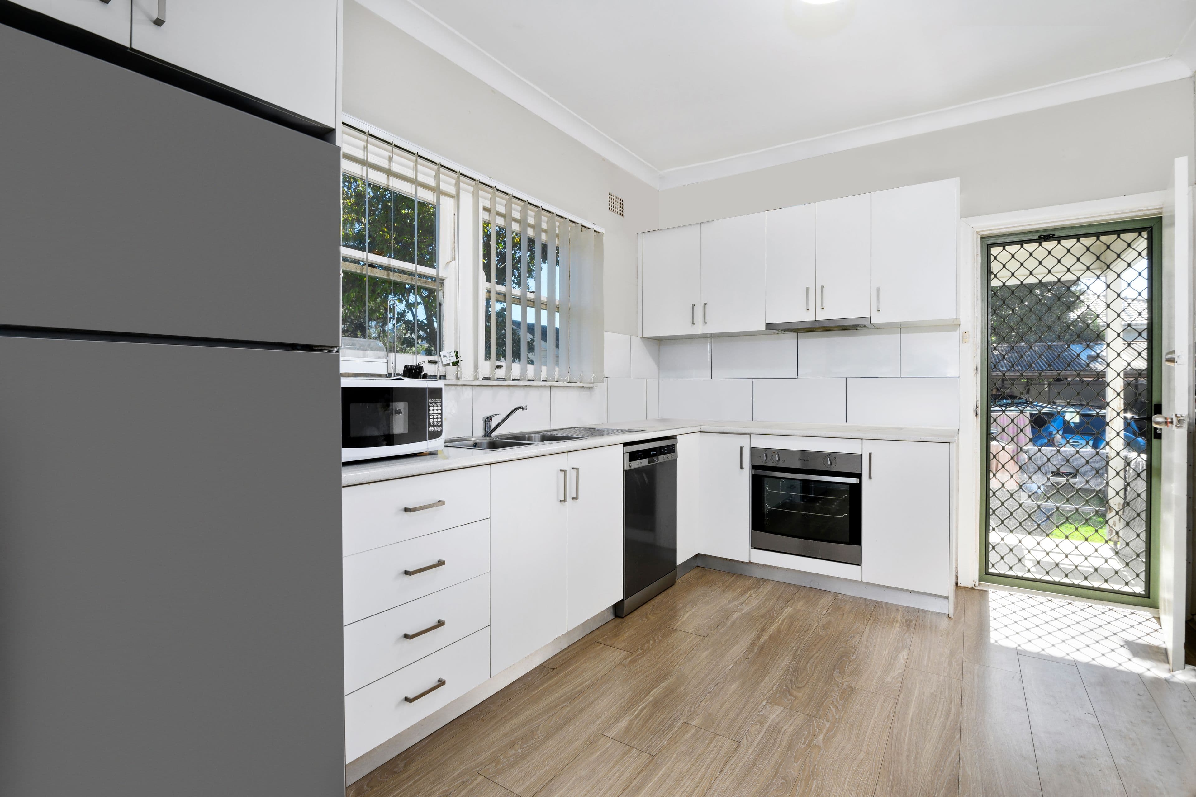 27 Edmondson Avenue, St Marys NSW 2760, St Marys - Thumbnail 4