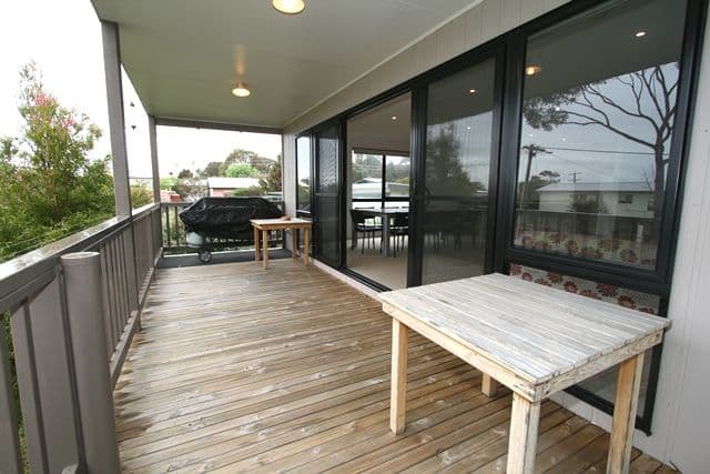 3 Rita Avenue, Cowes VIC 3922, Cowes - Thumbnail 3