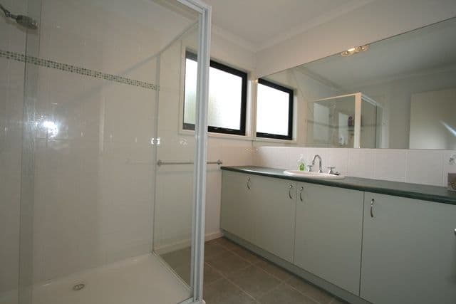 3 Rita Avenue, Cowes VIC 3922, Cowes - Thumbnail 7
