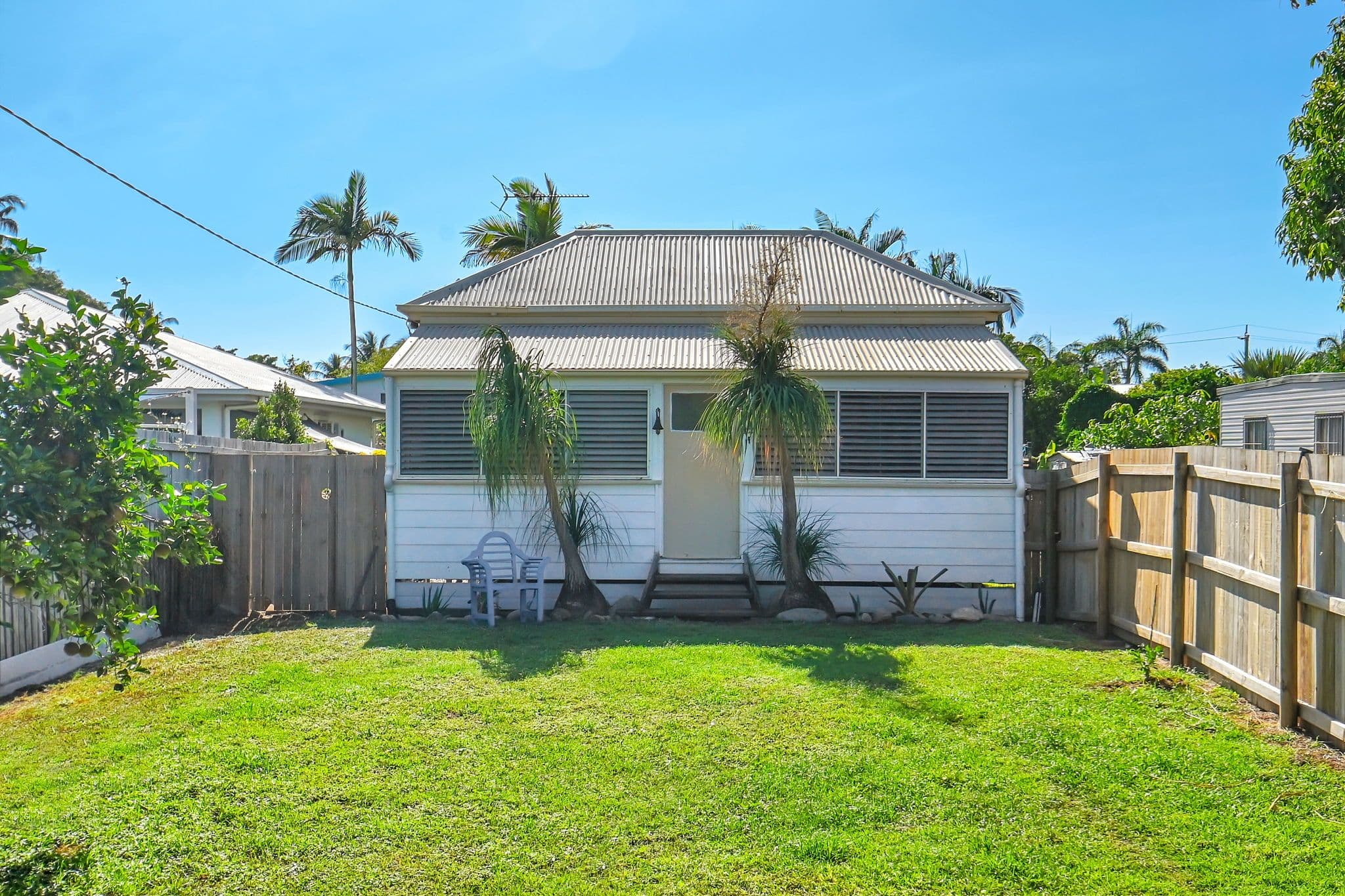 14 Coral Street, Saunders Beach QLD 4818, Saunders Beach - Thumbnail 3
