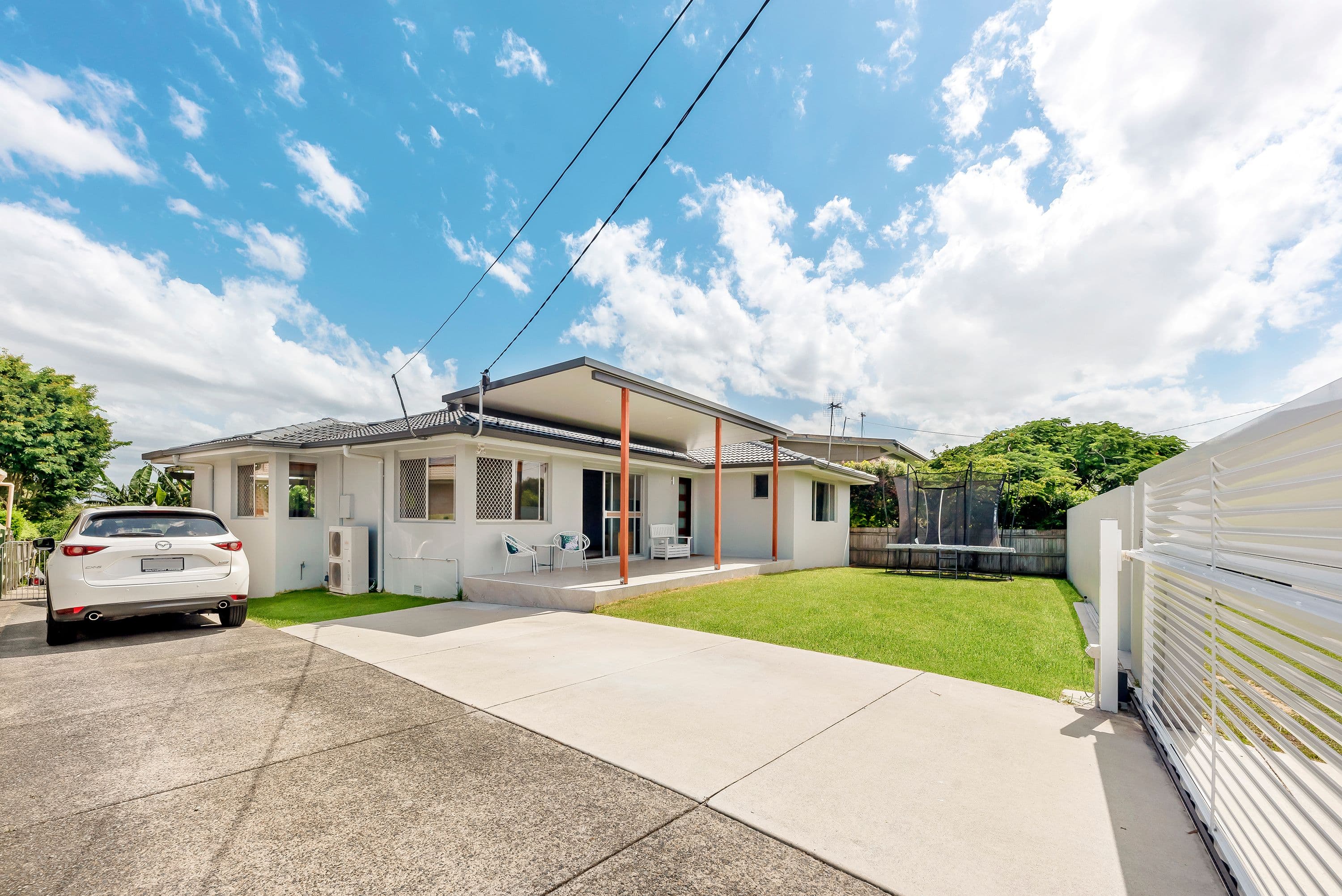 37 Cooleroo Crescent, Southport QLD 4215, Southport - Thumbnail 5
