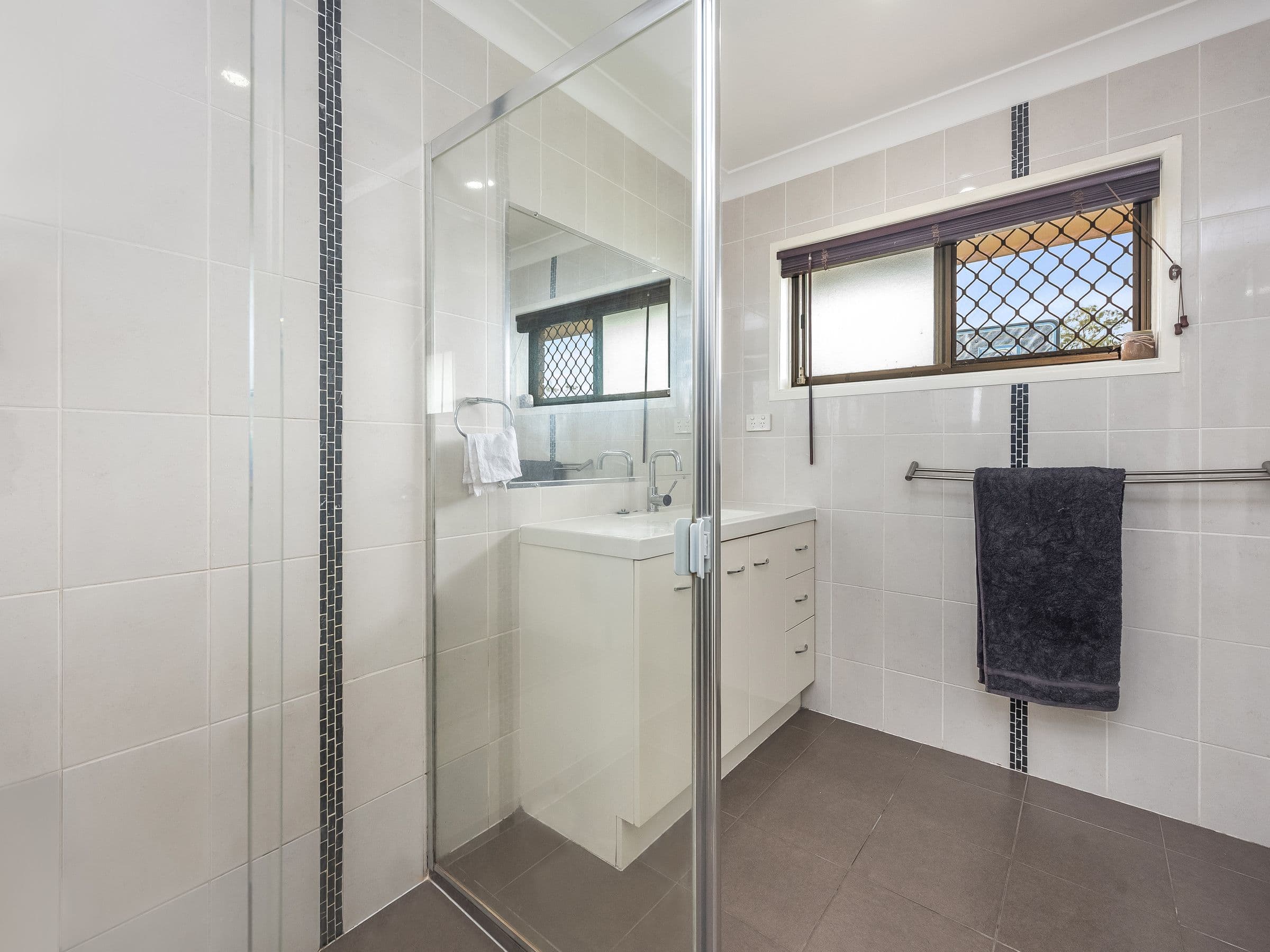 46 Louise Street, Underwood QLD 4119, Underwood - Thumbnail 2