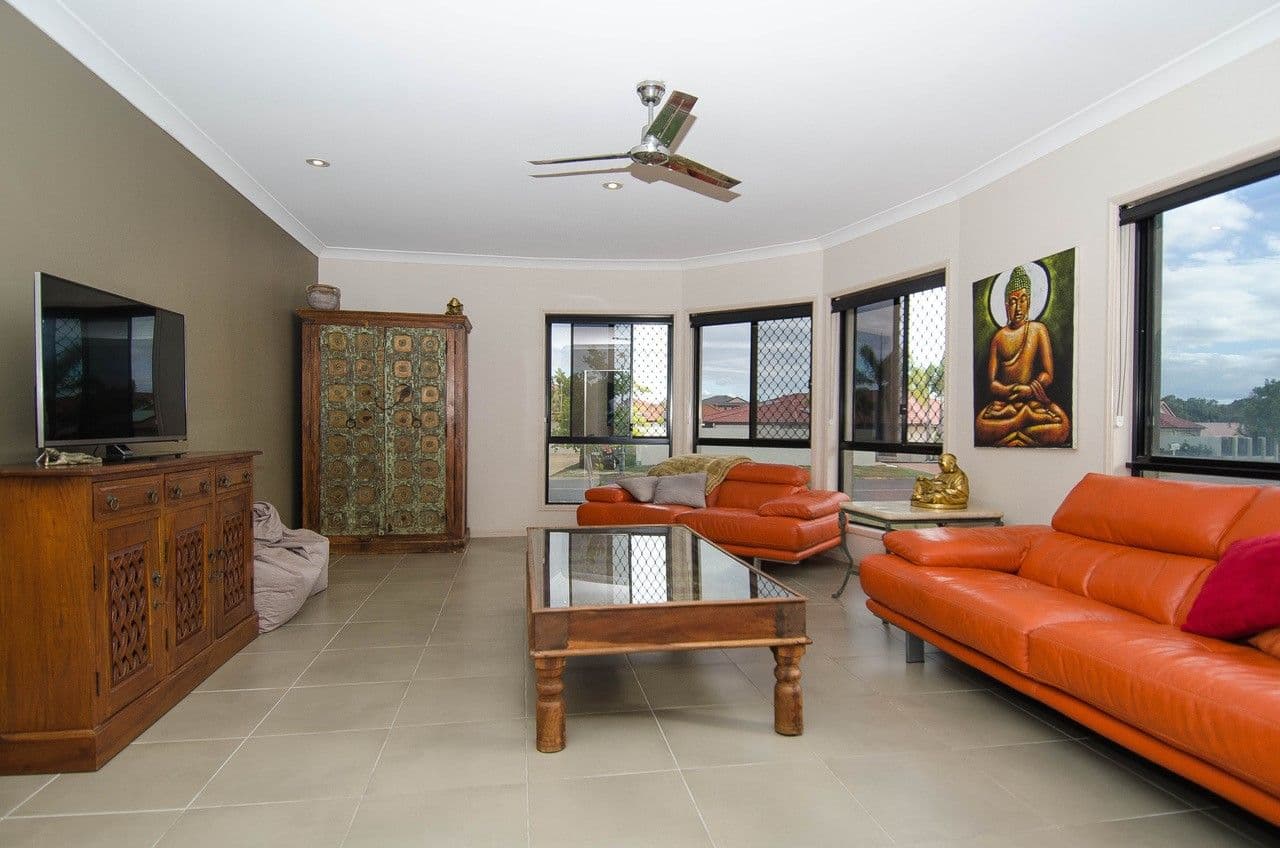 1 Shoreham Chase, Arundel QLD 4214, Arundel - Thumbnail 6