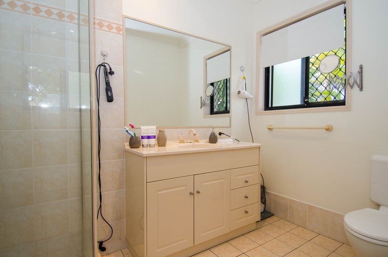 1 Shoreham Chase, Arundel QLD 4214, Arundel - Thumbnail 8