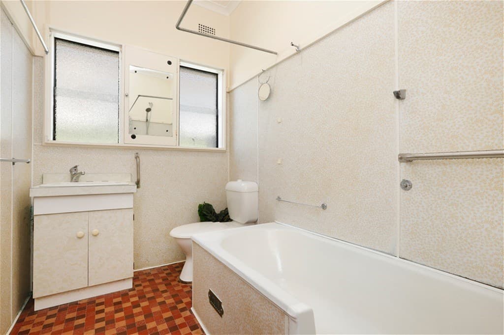 10 Mereil Street CAMPBELLTOWN, NSW, Campbelltown - Thumbnail 5