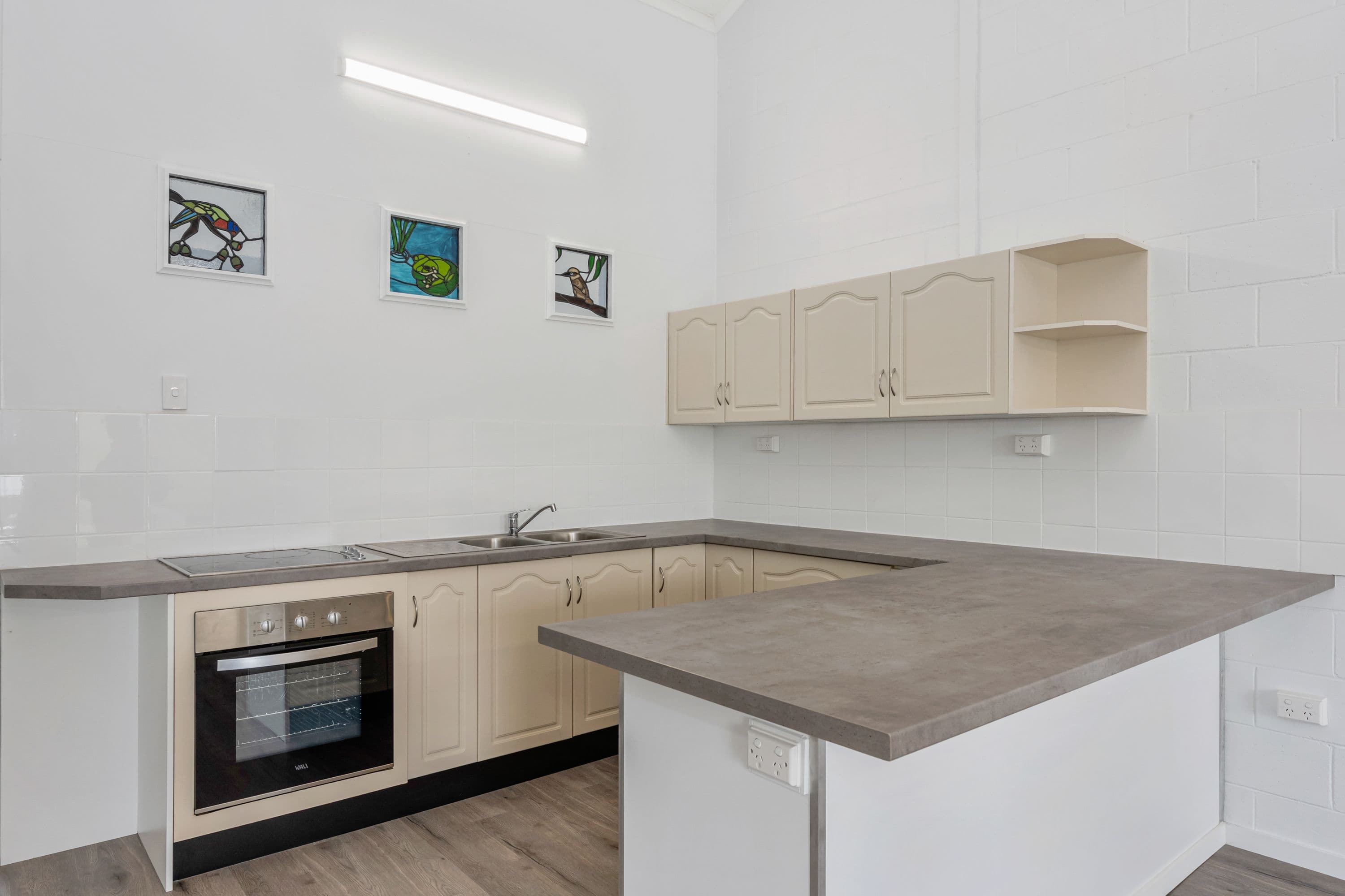 13 Maroong Street, Currajong QLD 4812, Currajong - Thumbnail 2