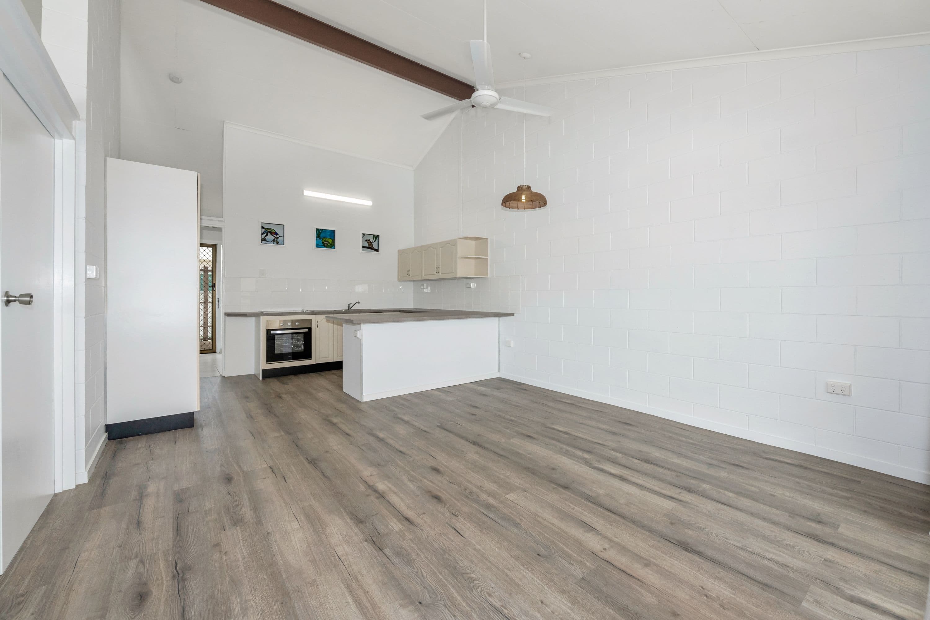 13 Maroong Street, Currajong QLD 4812, Currajong - Thumbnail 3