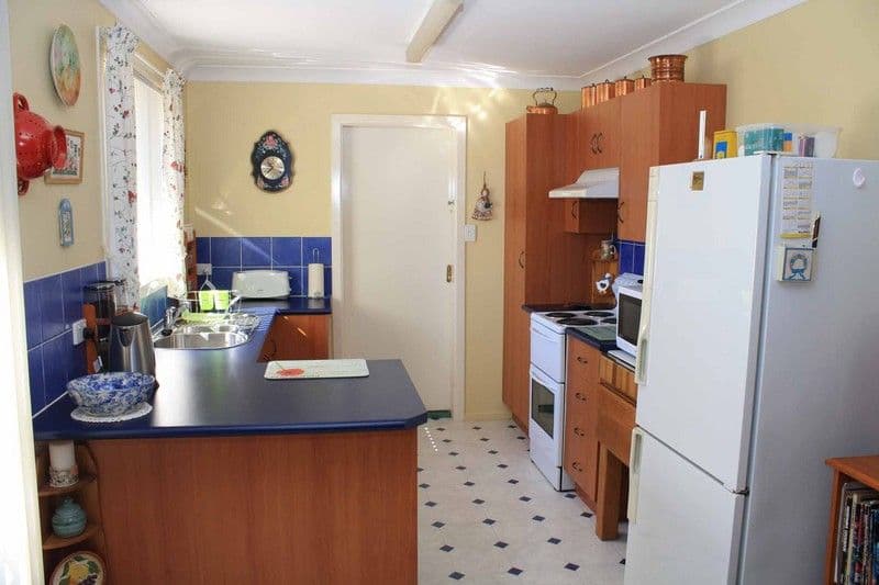 2 Killarney Place, Robinson Avenue, GLEN INNES NSW 2370, Glen Innes - Thumbnail 4