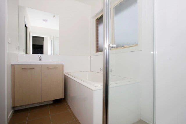 15A Fyfe Street, RESERVOIR VIC 3073, Reservoir - Thumbnail 4