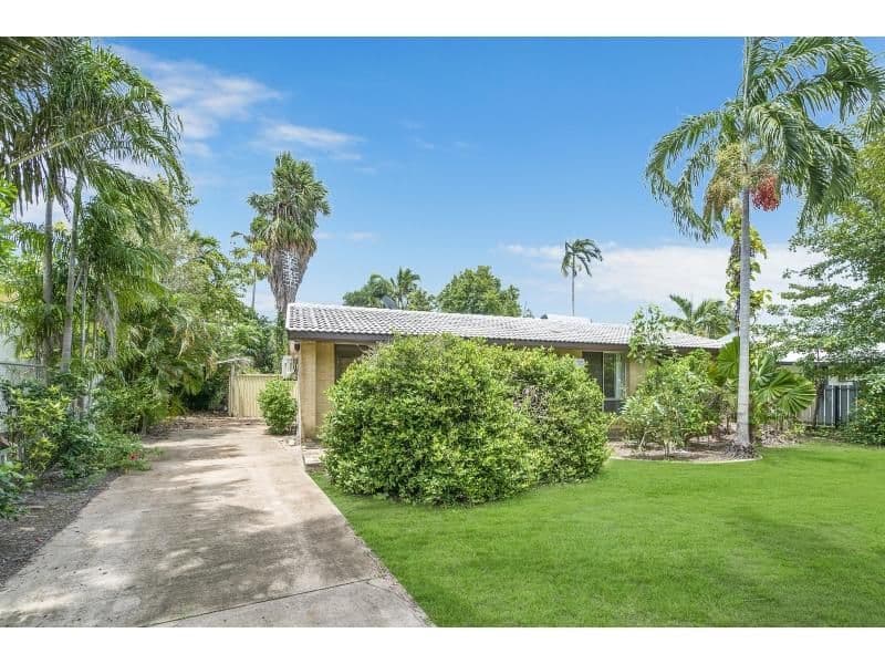 44 Wearing Crescent, Karama NT 0812, Karama - Image 1