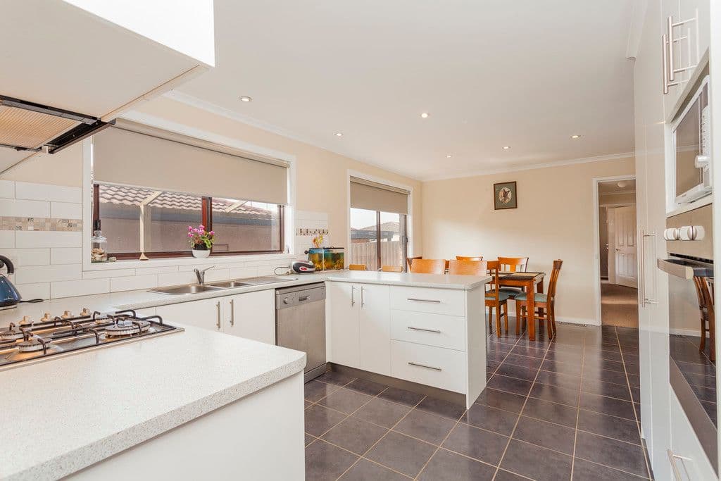 14 Birkenhead Drive, GROVEDALE VIC 3216, Grovedale - Thumbnail 6