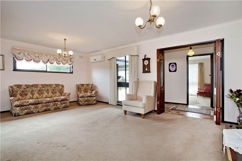 15 Edgerton Road, LOVELY BANKS VIC 3221, Lovely Banks - Thumbnail 2
