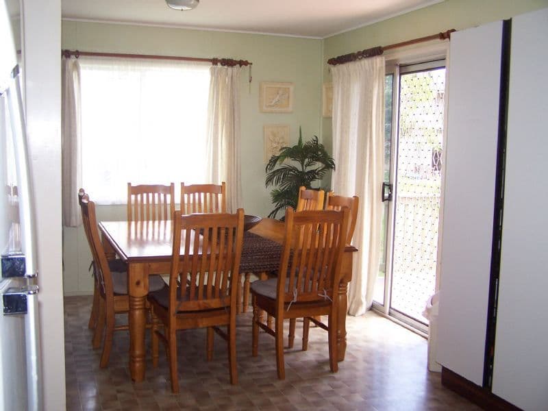 22 Hibiscus Avenue, GLADSTONE QLD 4680, Gladstone - Thumbnail 4