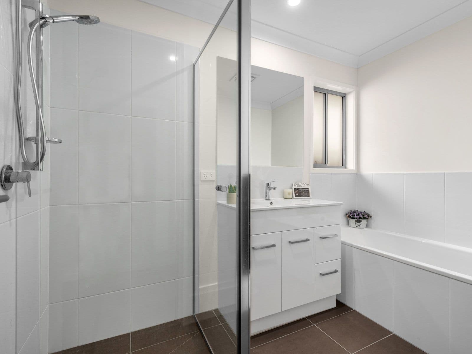 5 Palmerston Close, Upper Kedron QLD 4055, Upper Kedron - Thumbnail 8