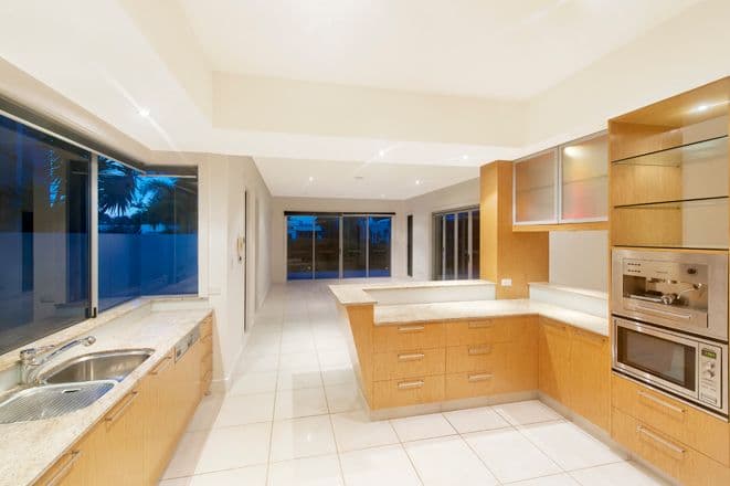 8022 Key Waters, SANCTUARY COVE QLD 4212, Sanctuary Cove - Thumbnail 6