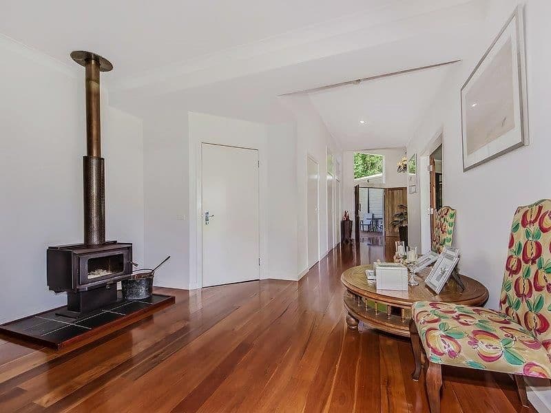 4 Hersden Court, Bonogin QLD 4213, Bonogin - Thumbnail 4