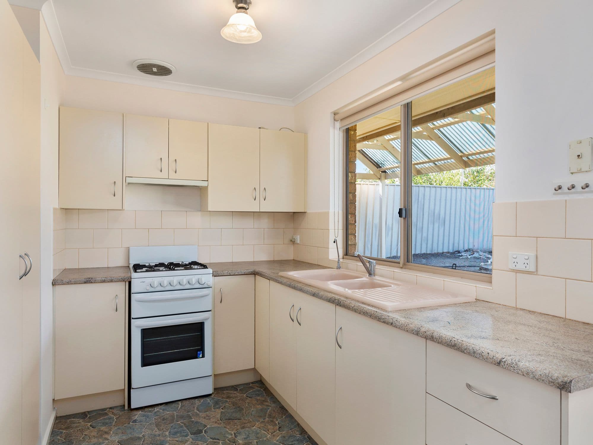 13 Yaldara Close, Woodcroft SA 5162, Woodcroft - Thumbnail 7