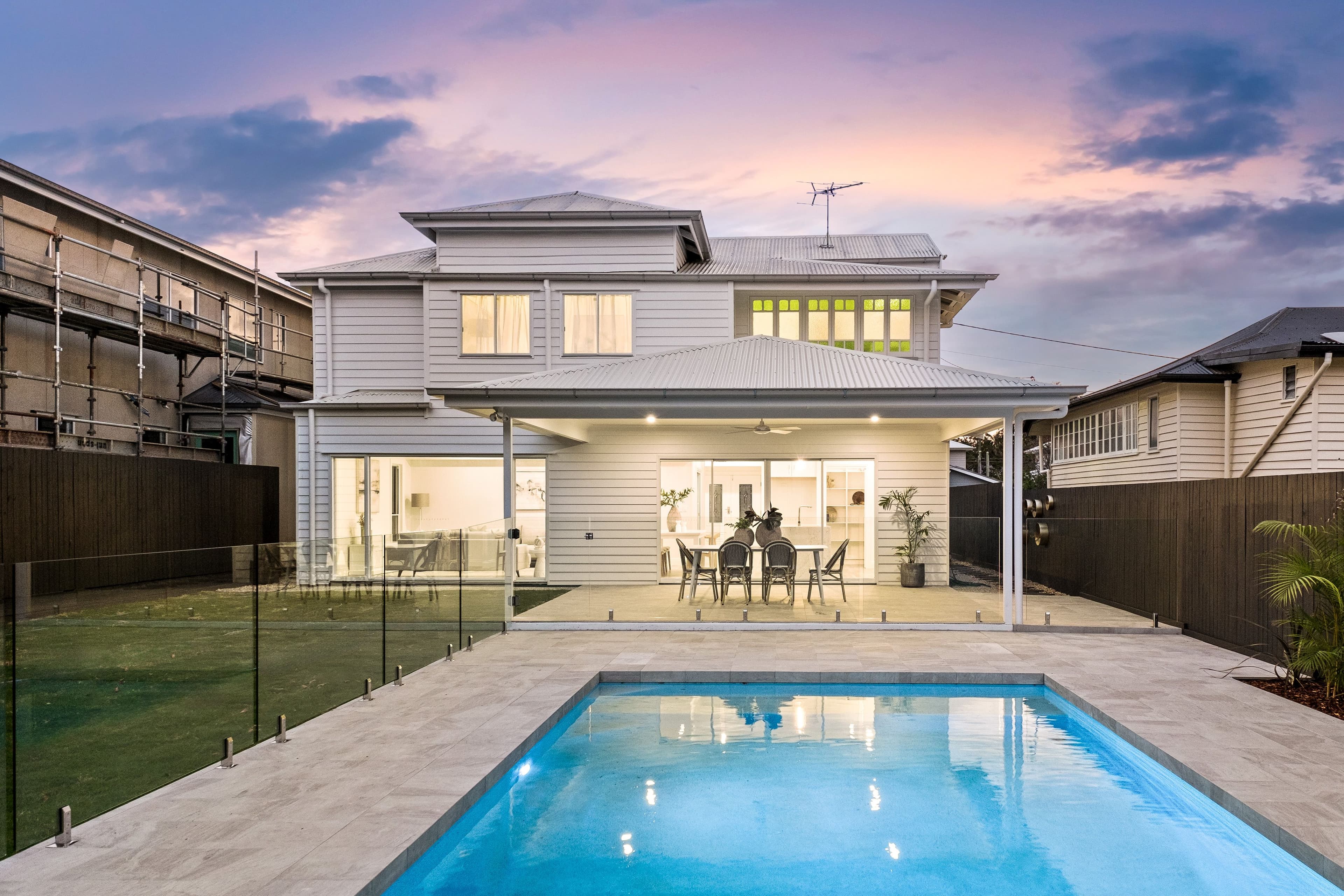 16 Strong Avenue, Graceville QLD 4075, Graceville - Thumbnail 2