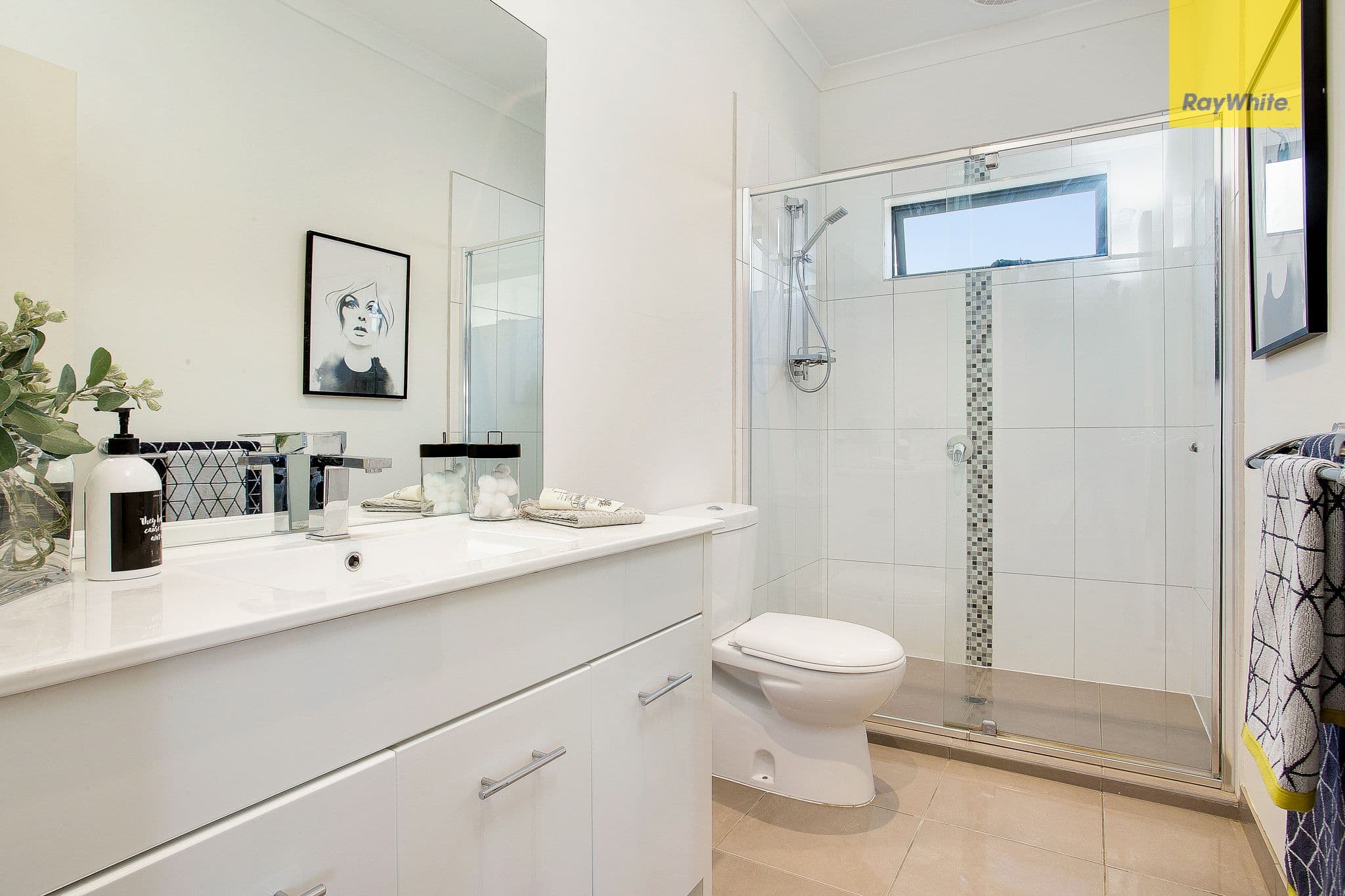 13 Kingston Street, Keilor Park VIC 3042, Keilor Park - Thumbnail 4