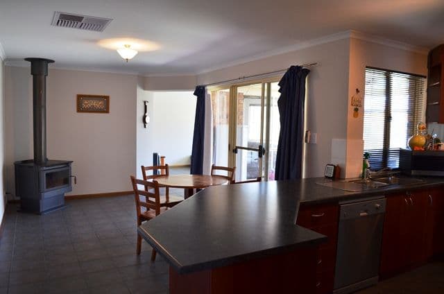 26 Boronia Cir, BALAKLAVA SA 5461, Balaklava - Thumbnail 5