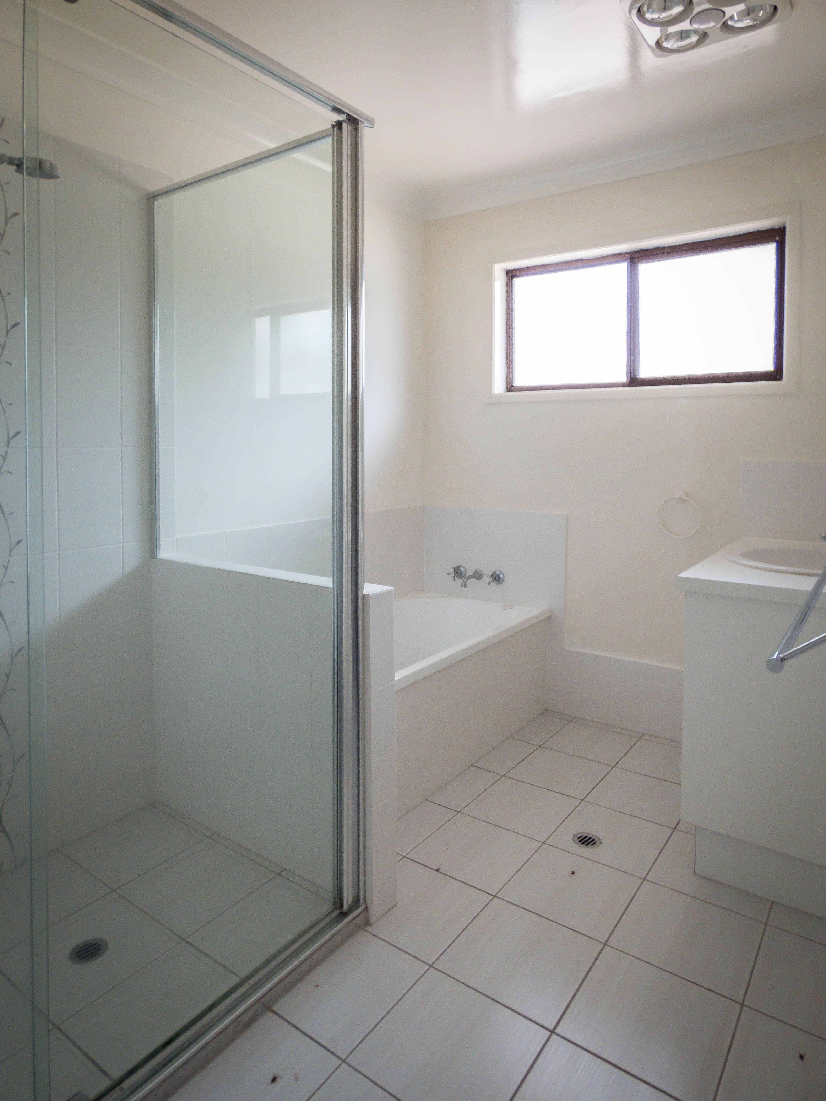 20 Alexander Avenue, Roma QLD 4455, Roma - Thumbnail 5