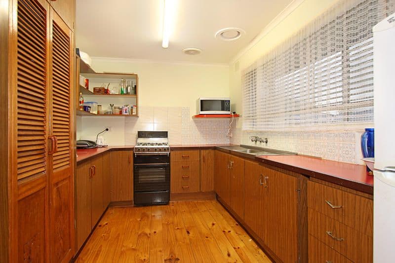 31 Gordon Avenue, OAKLEIGH EAST VIC 3166, Oakleigh East - Thumbnail 3