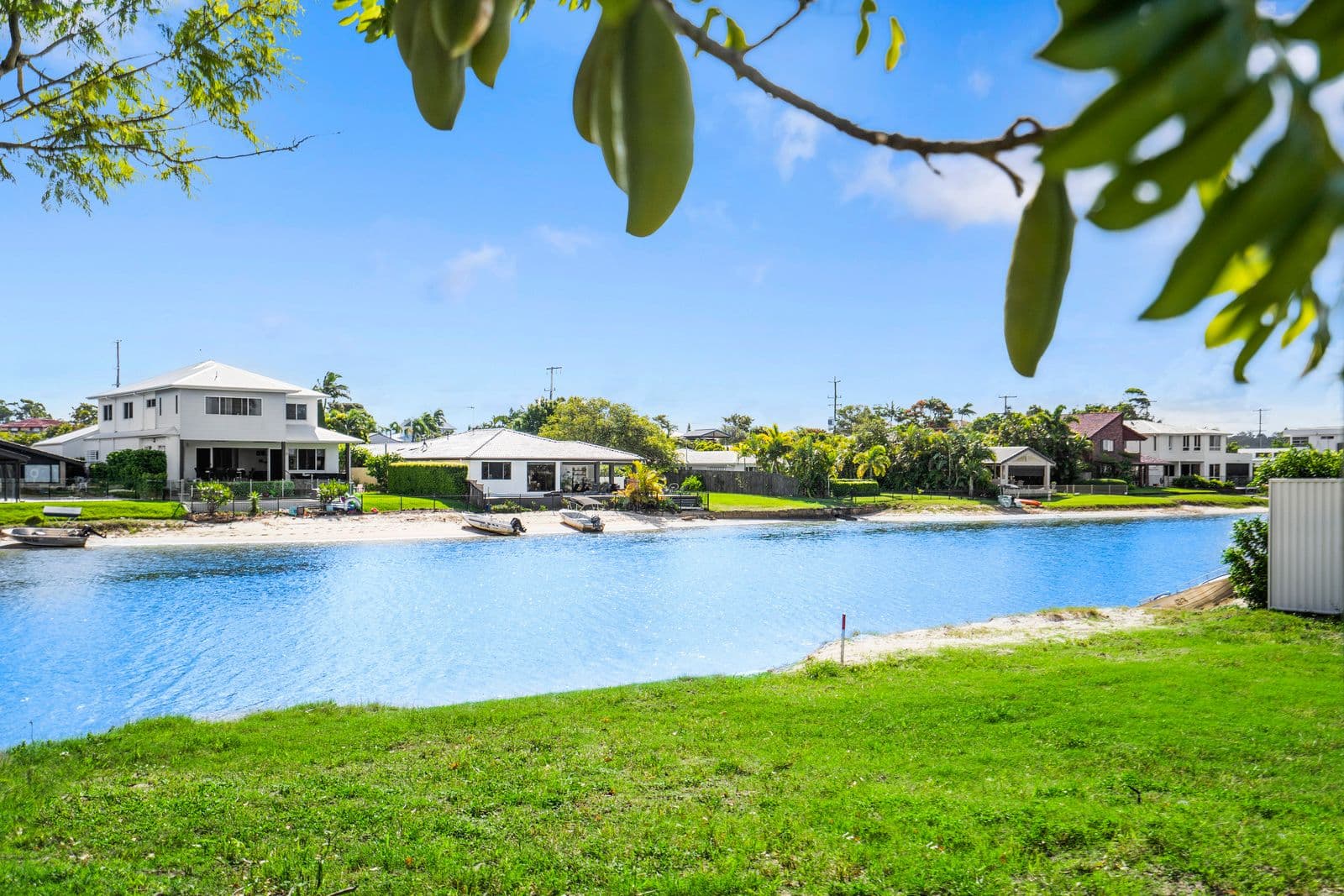 168 Tahiti Avenue, Palm Beach QLD 4221, Palm Beach - Thumbnail 4