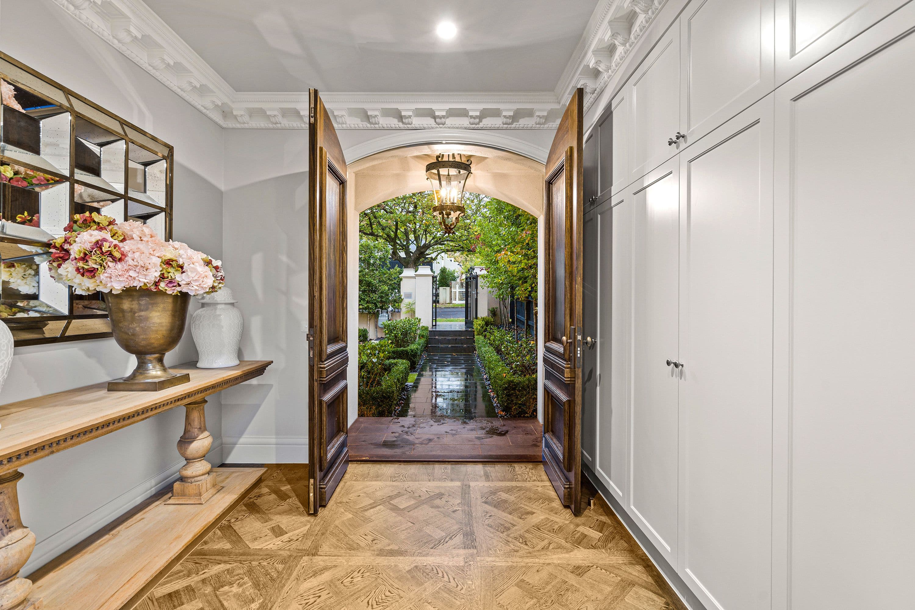 2 Lightfoot Street, Mont Albert VIC 3127, Mont Albert - Thumbnail 4