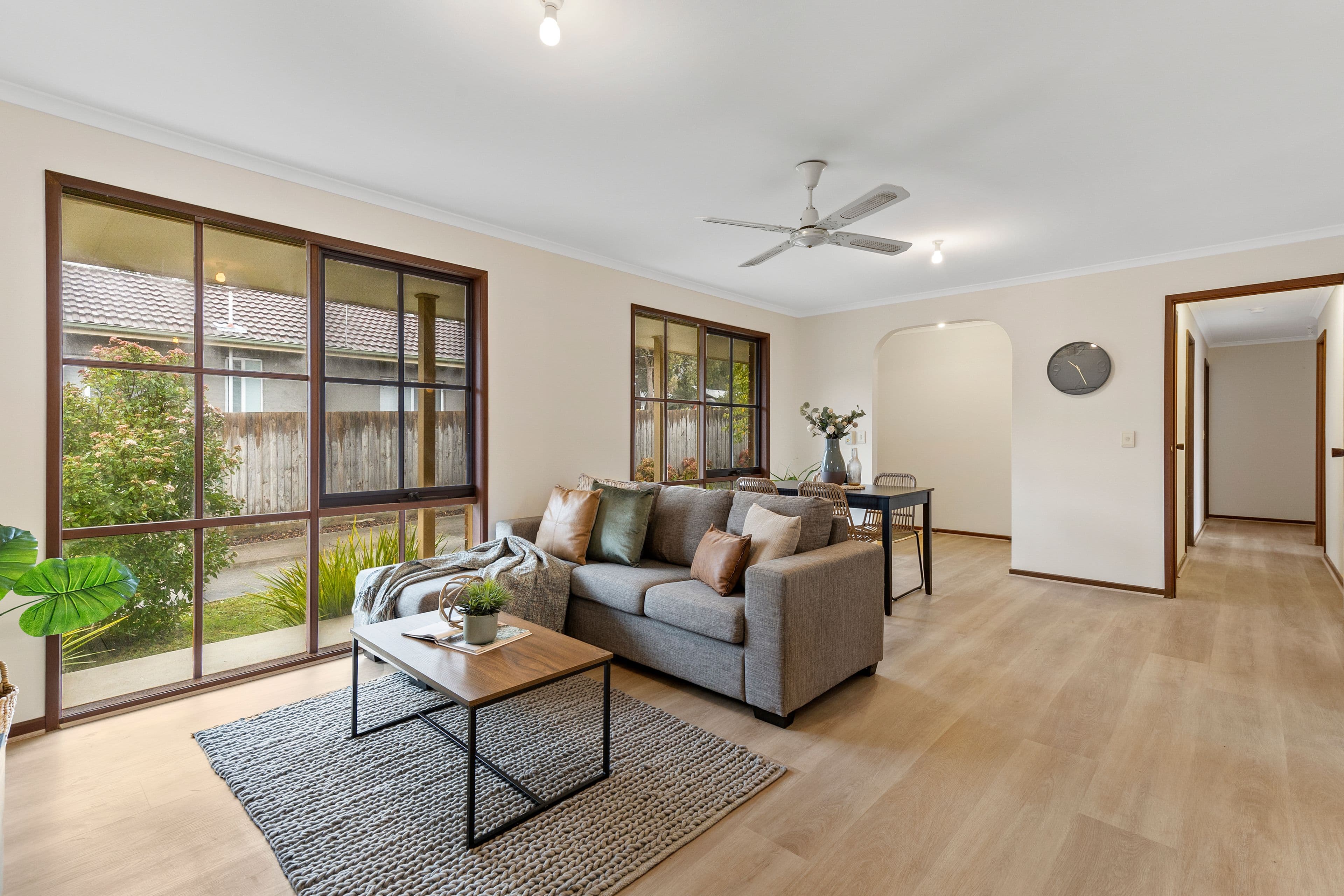 27 Hutton Avenue, Ferntree Gully VIC 3156, Ferntree Gully - Thumbnail 2