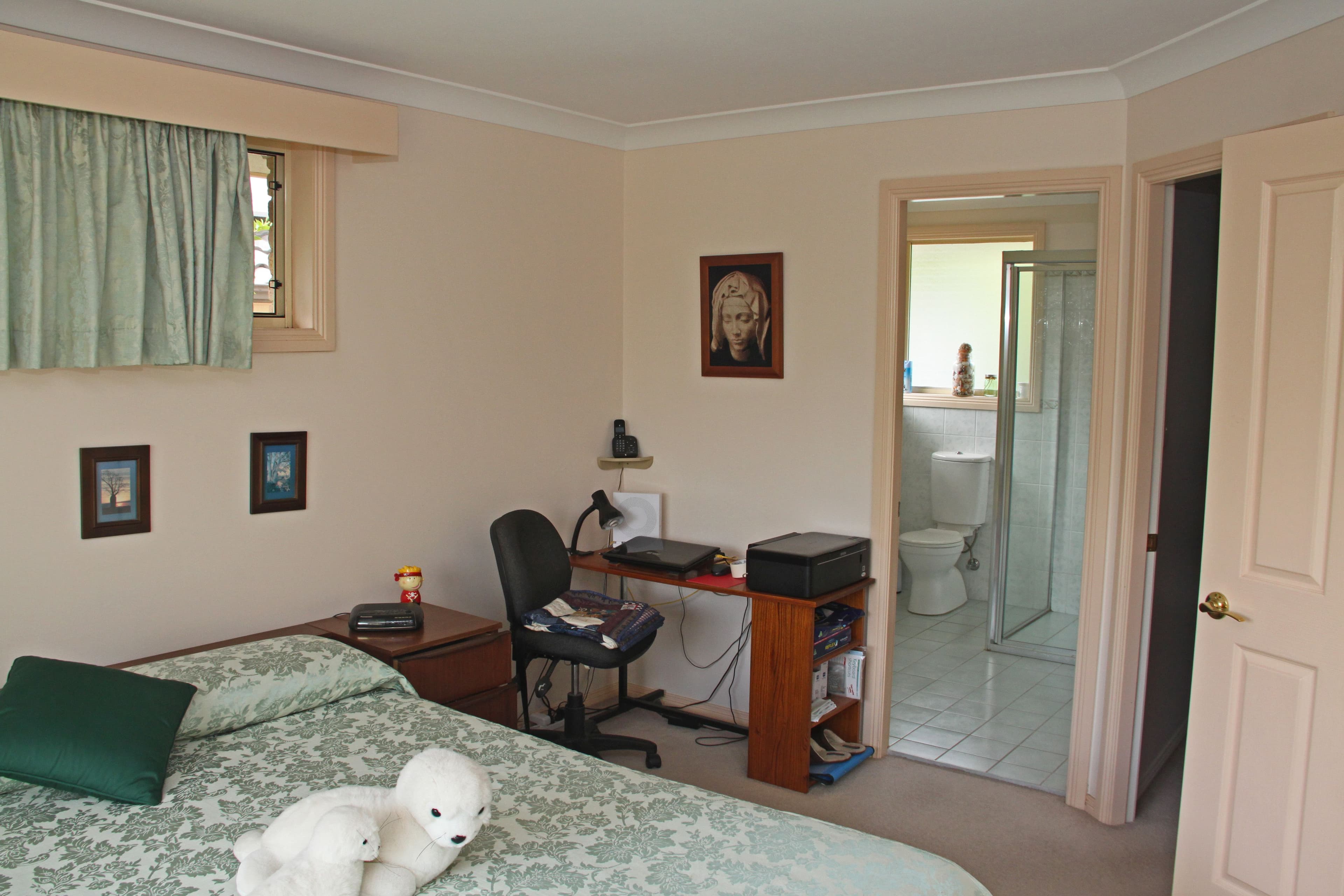 6 Ellerslie Crescent, Lakewood - Thumbnail 3