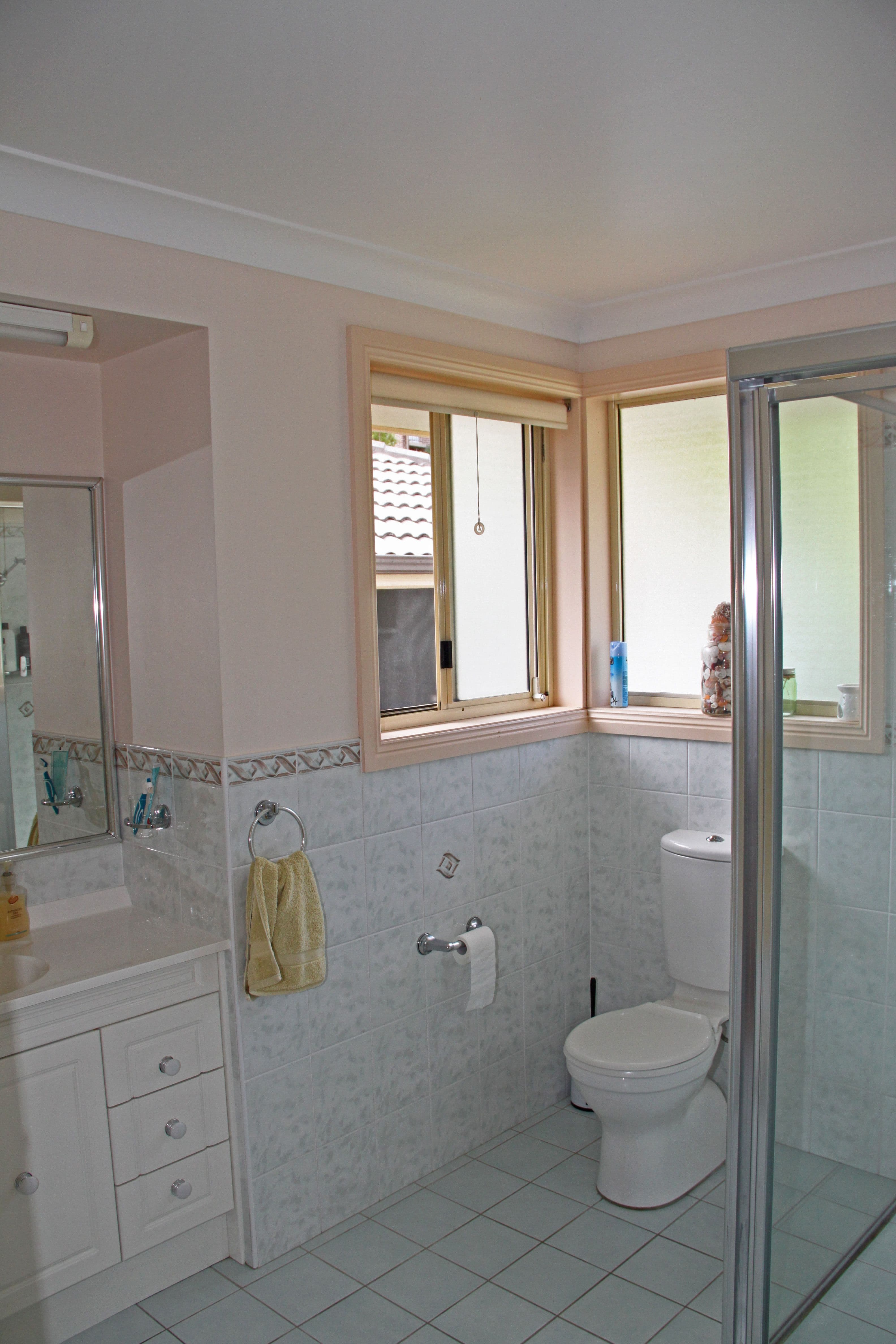 6 Ellerslie Crescent, Lakewood - Thumbnail 4