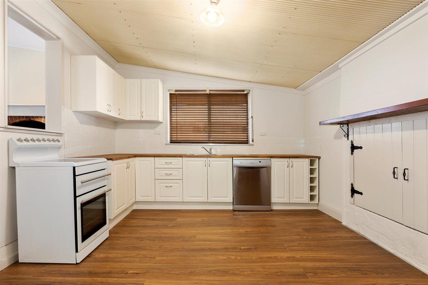47 Lead Street, Yass NSW 2582, Yass - Thumbnail 2