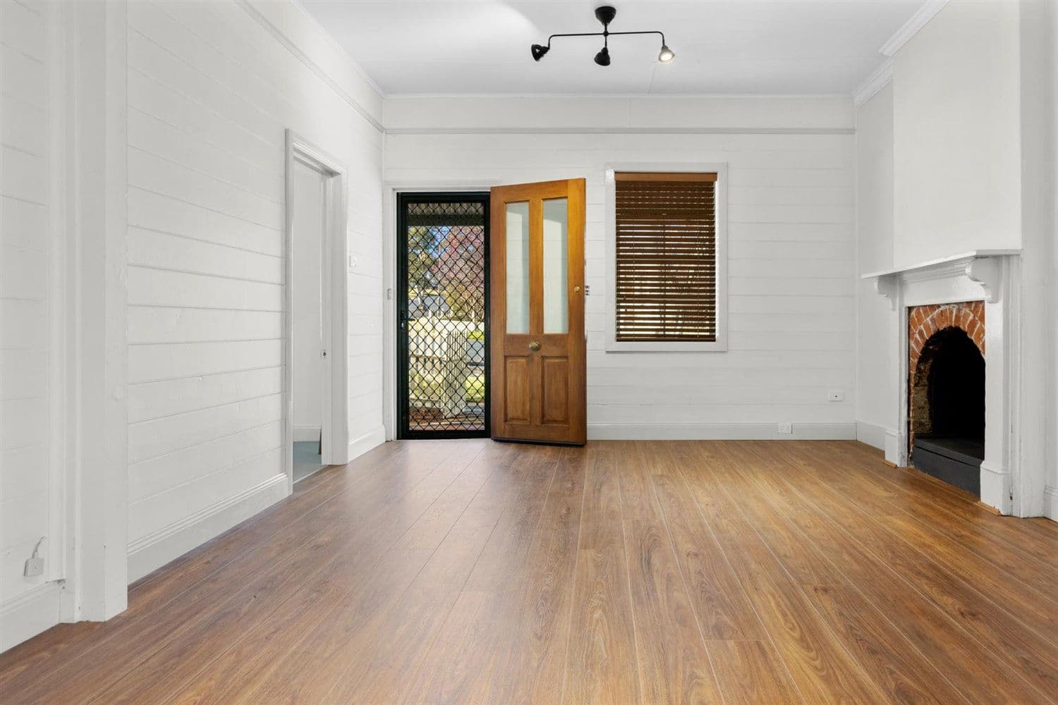 47 Lead Street, Yass NSW 2582, Yass - Thumbnail 3