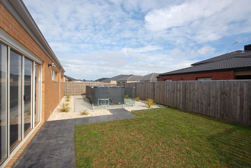 44 Sandarra Boulevard, SANDHURST VIC 3977, Sandhurst - Thumbnail 3