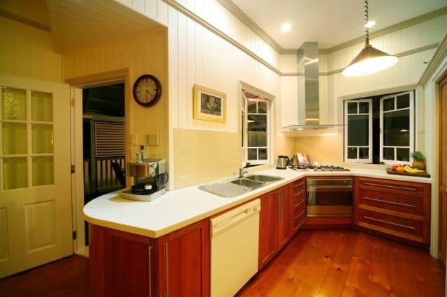 23 Orchard Street, HAWTHORNE QLD 4171, Hawthorne - Thumbnail 3