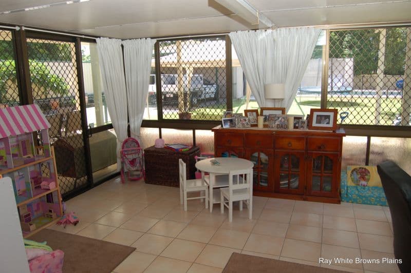 165  Emerald Drive, REGENTS PARK QLD 4118, Regents Park - Thumbnail 7