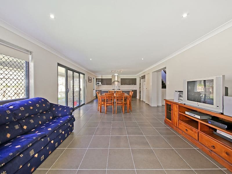 8 Lyndhurst Place, THORNLANDS QLD 4164, Thornlands - Thumbnail 6