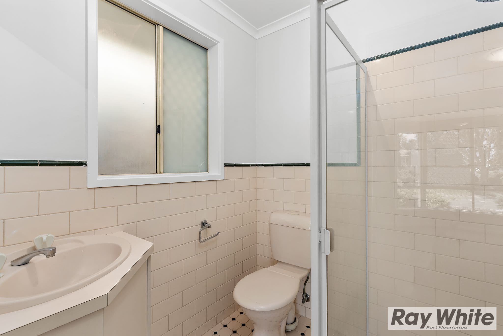 22 Deane Avenue, Noarlunga Downs SA 5168, Noarlunga Downs - Thumbnail 3