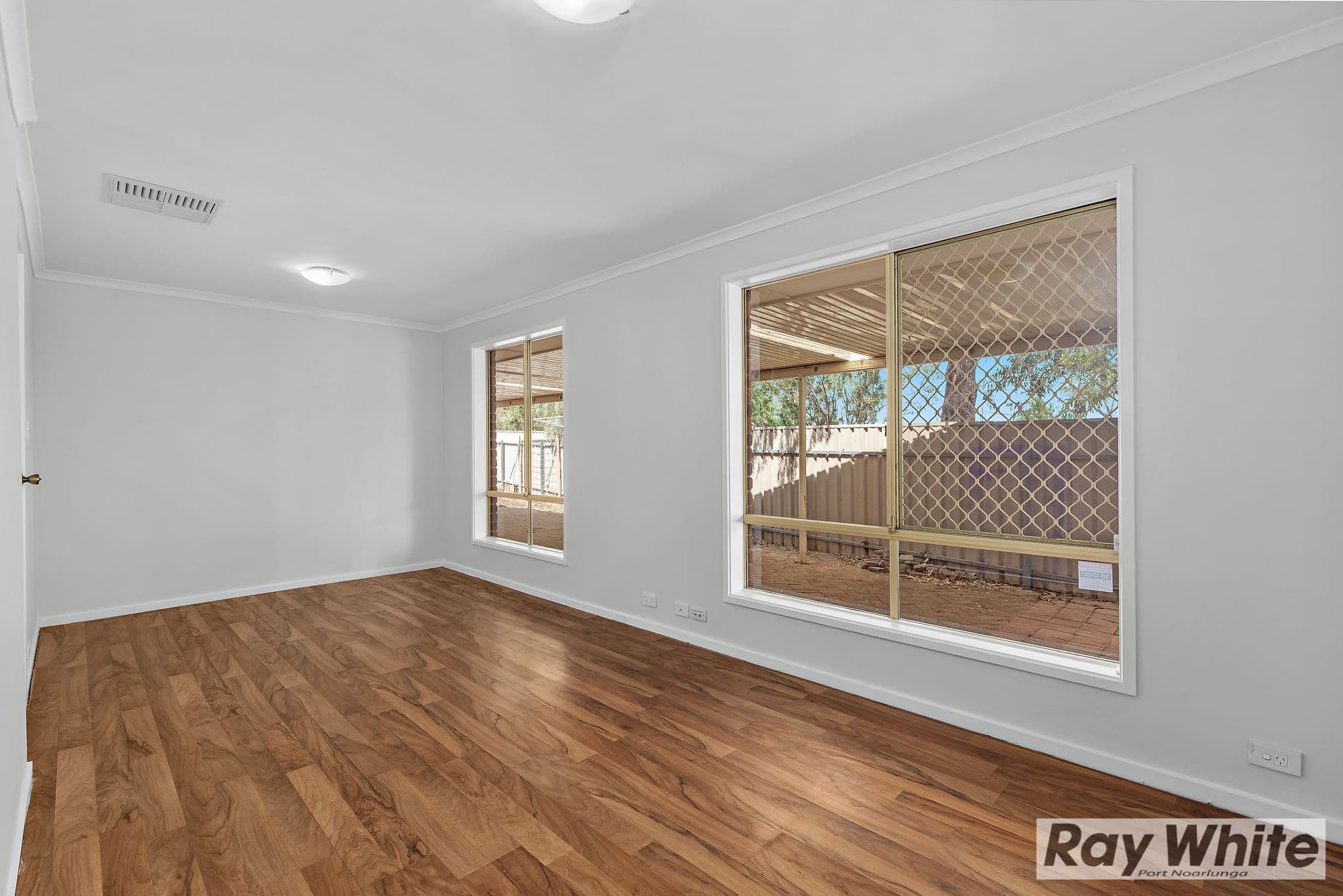 22 Deane Avenue, Noarlunga Downs SA 5168, Noarlunga Downs - Thumbnail 4