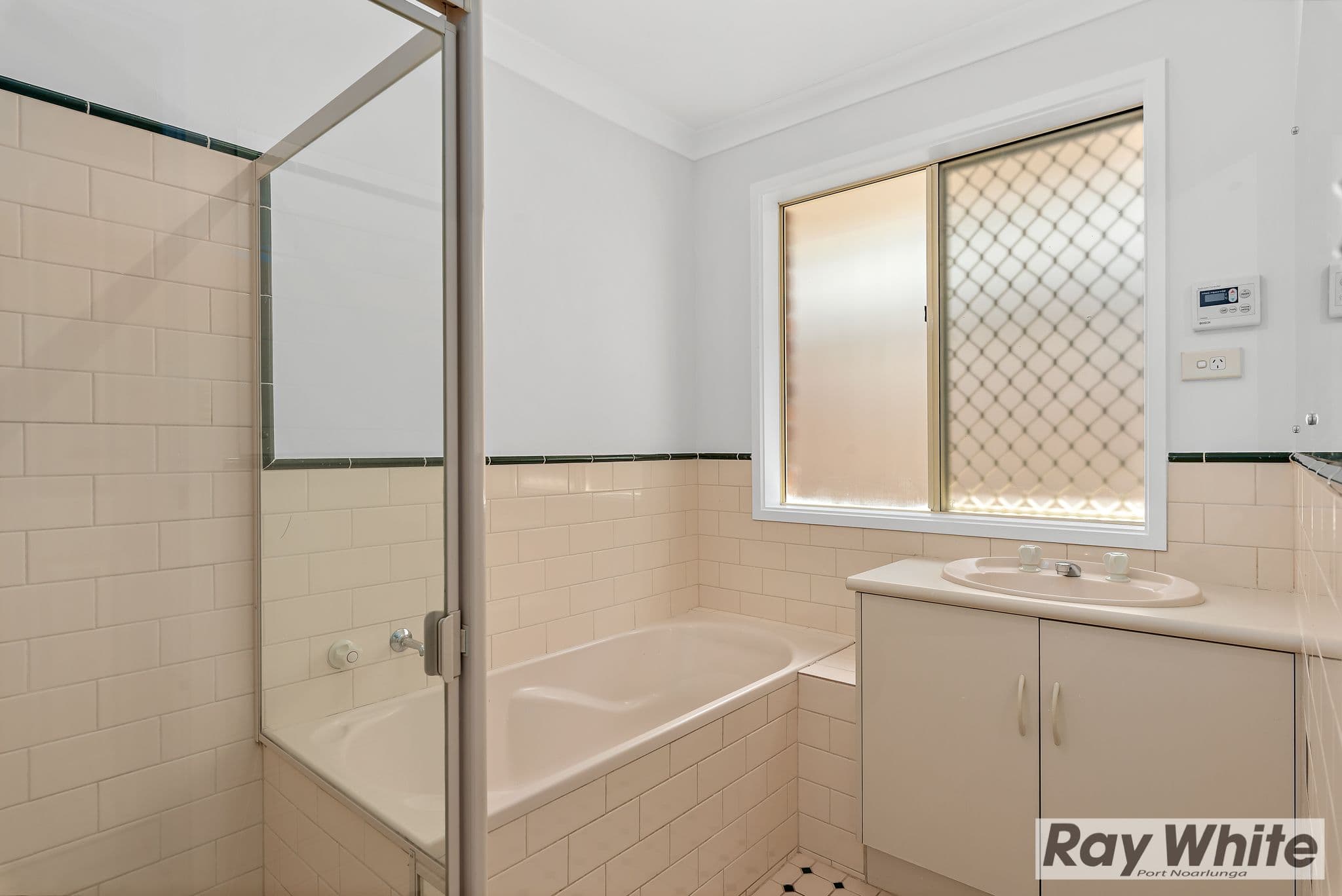 22 Deane Avenue, Noarlunga Downs SA 5168, Noarlunga Downs - Thumbnail 6