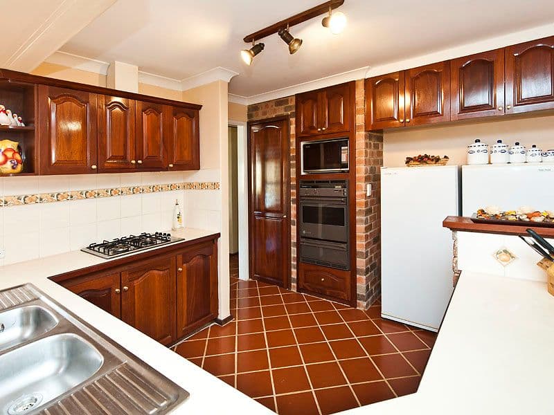 13 Georgetown Drive, SAFETY BAY WA 6169, Safety Bay - Thumbnail 4