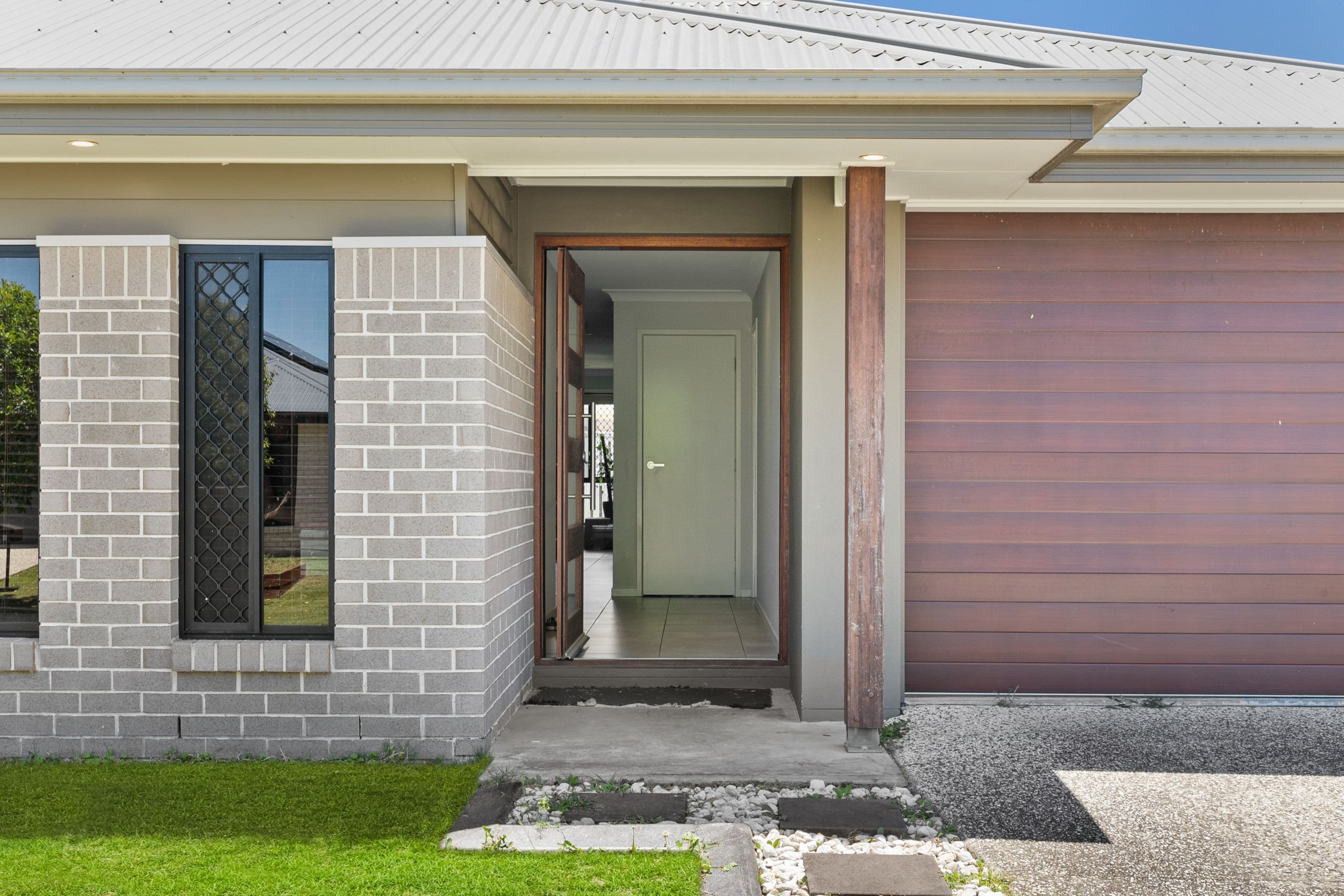 5 Dahlia Crescent, Caboolture QLD 4510, Caboolture - Thumbnail 2