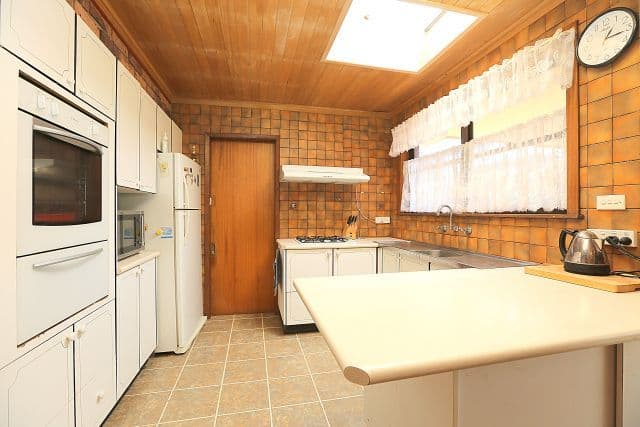 94 Caroline Crescent, Georges Hall NSW 2198, Georges Hall - Thumbnail 3
